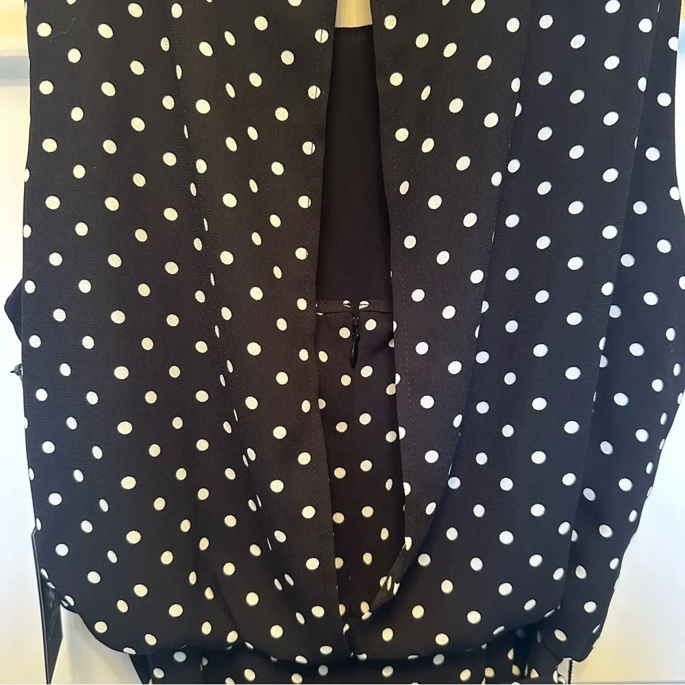 Vince Camuto Sleeveless Black and White Polka Dot Jumpsuit, Size 6, NWT - Picture 3 of 6